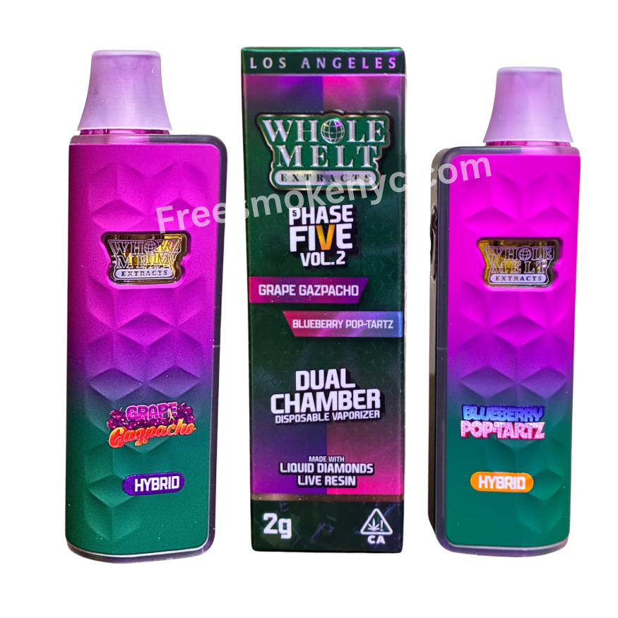'Whole Melt Extracts' Grape Gazpacho and Blueberry Pop Tartz Disposable and packaging on a transparent background