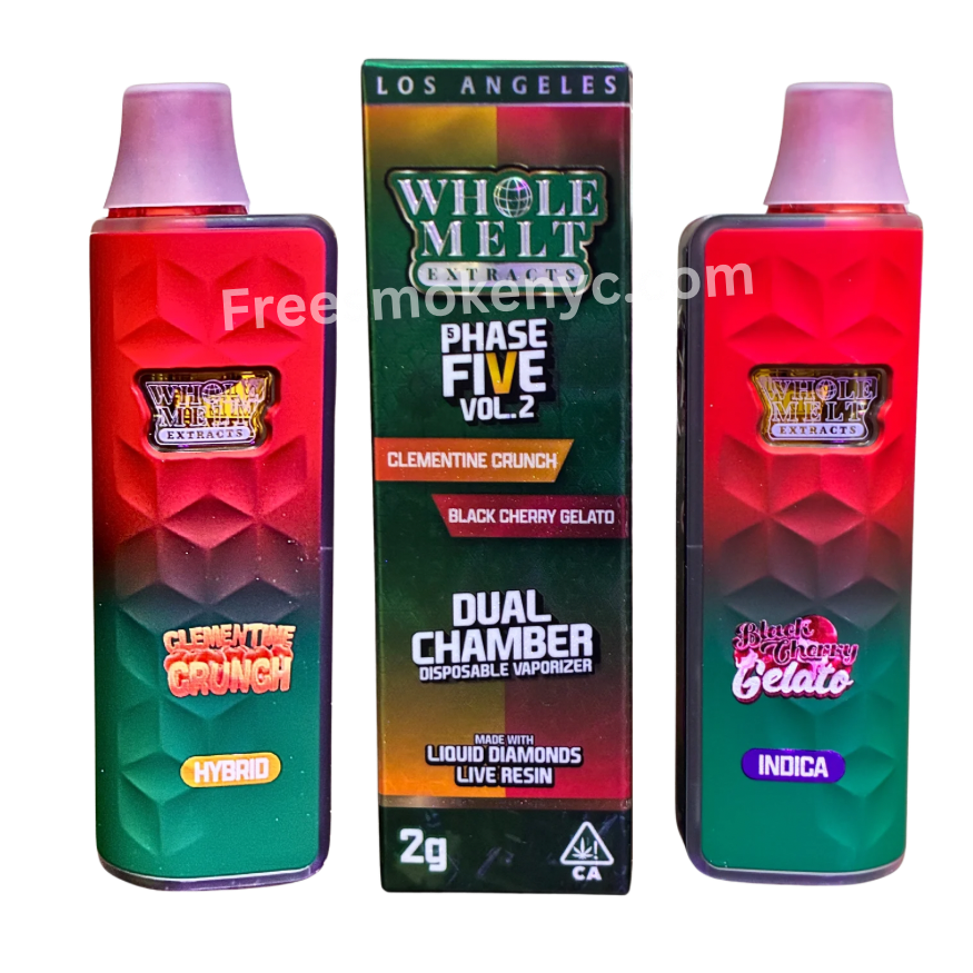 'Whole Melt Extracts' Clementine Crunch and Black Cherry Gelato Disposable and packaging on a transparent background