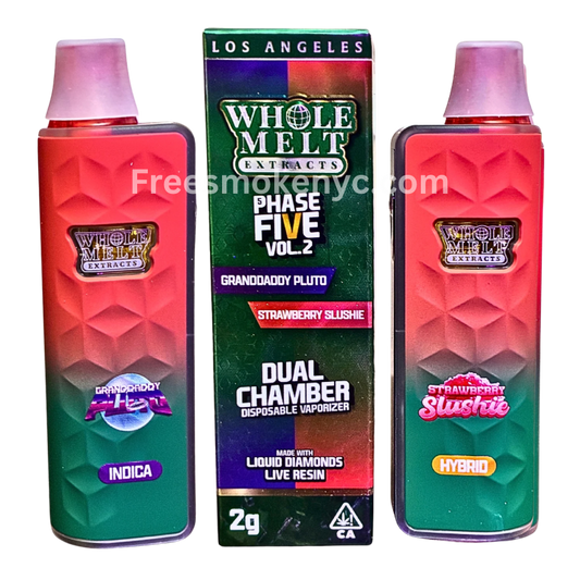 'Whole Melt Extracts' Grandaddy Pluto and Strawberry Slushie Disposable and packaging on a transparent background