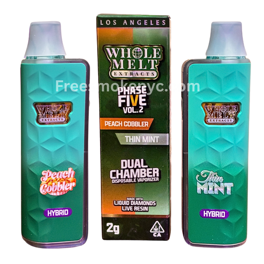 'Whole Melt Extracts' branding Peach Cobbler and Thin mint disposable on a white background.