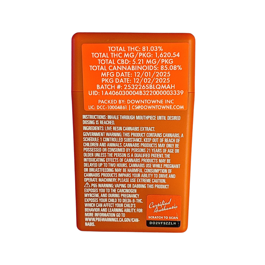 Alt text: "Sherbinskis Quattro Dual Chamber Vape Matcha and Headset hybrid strains, with digital screen on a transparent background