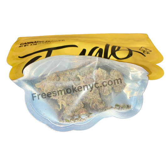 Jungle Boys “Blu OG” cannabis flower displayed on a transparent background.